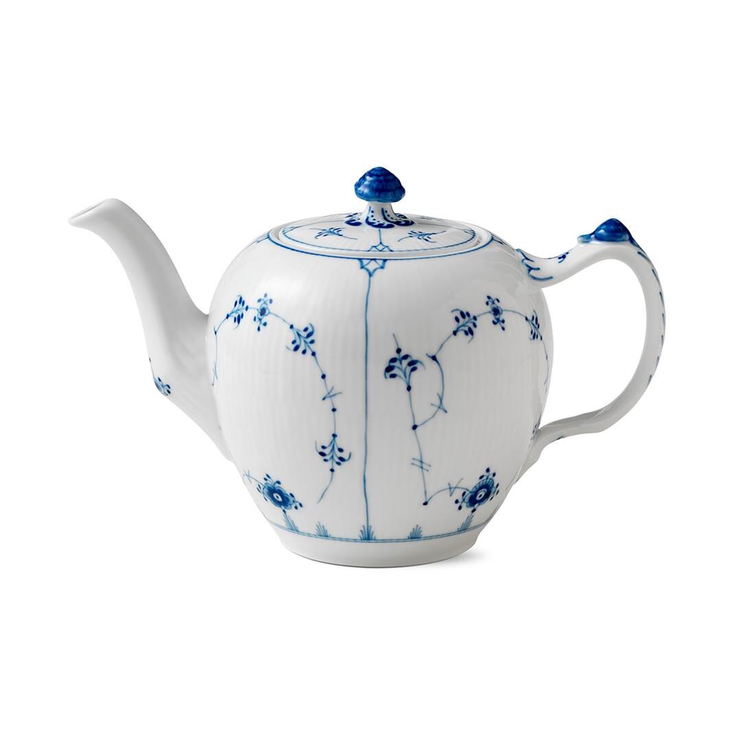 Blue Fluted Plain Teapot 100 cl | Royal Copenhagen