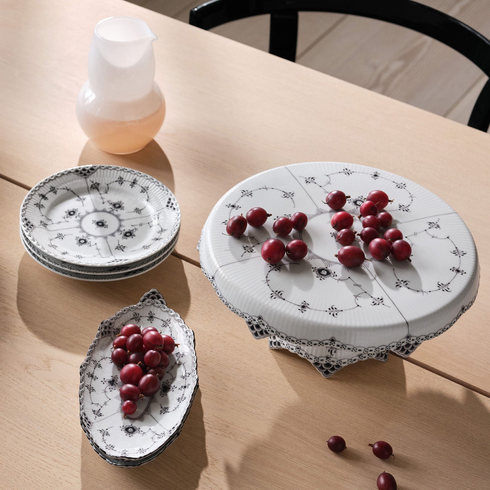 Cake stands