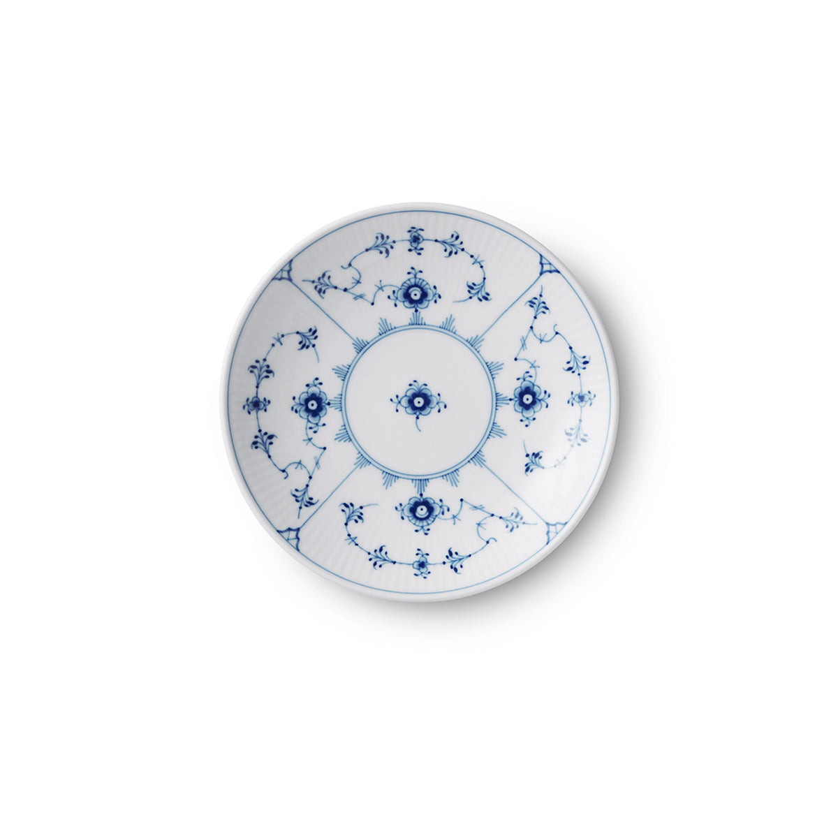 Blue Fluted Plain Plate Coupe, 15 cm