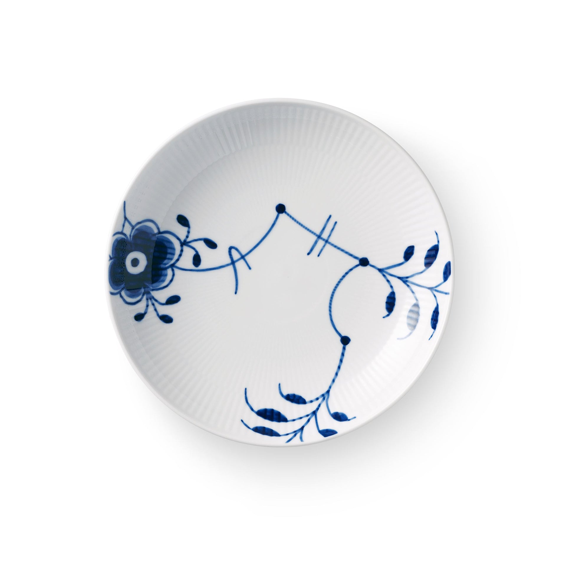 Blue Fluted Mega Plate Coupe, 20 cm