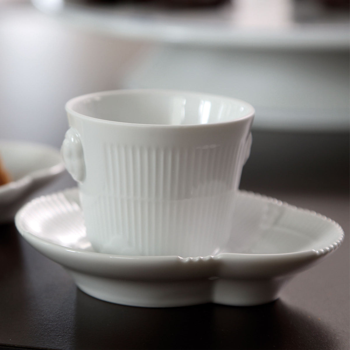 White Elements Espresso Cup and Saucer, 9 cl