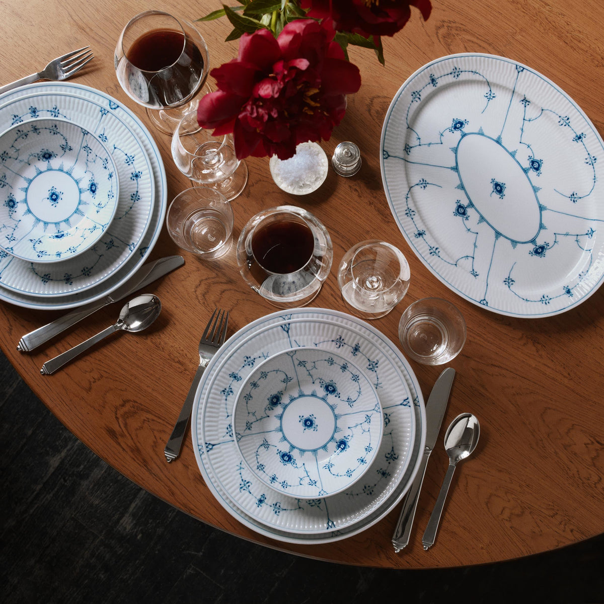 Blue Fluted Plain Plate, 25 cm