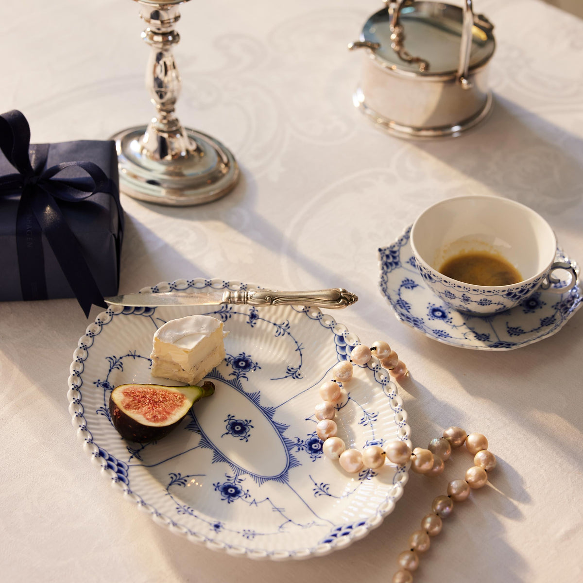 Blue Fluted Full Lace Cup and Saucer, 20 cl