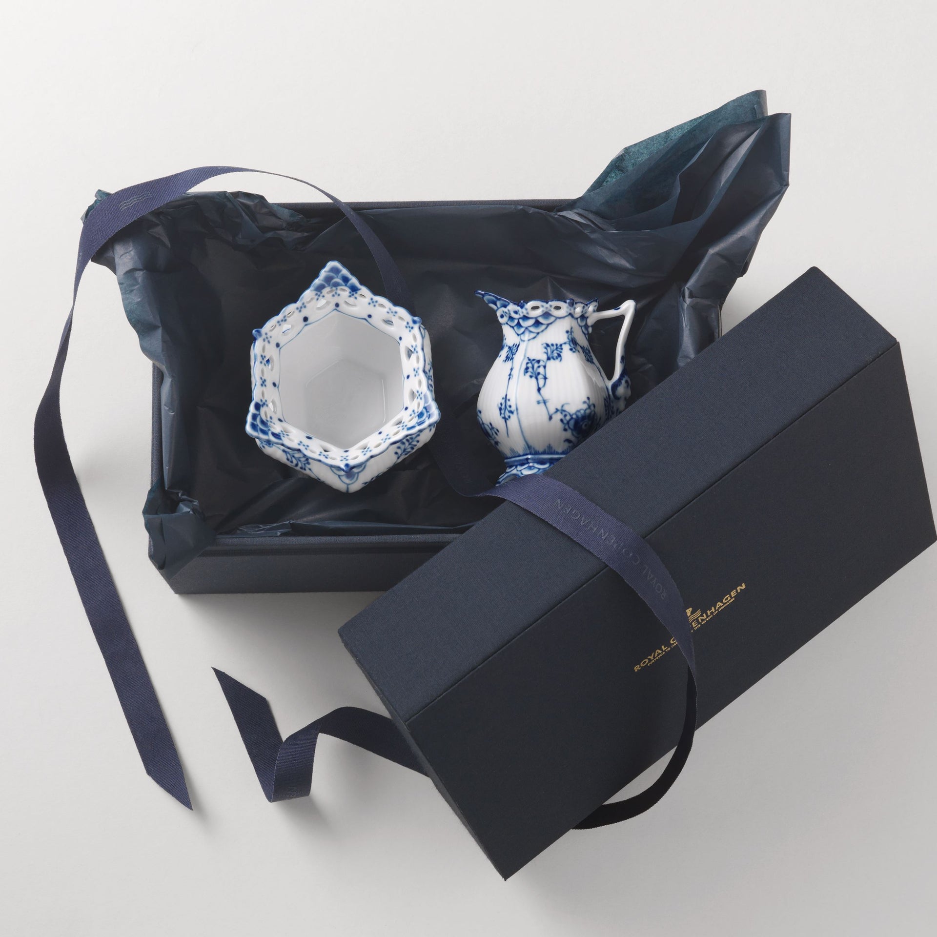 Blue Fluted Full Lace Sugar Bowl, 14 cl