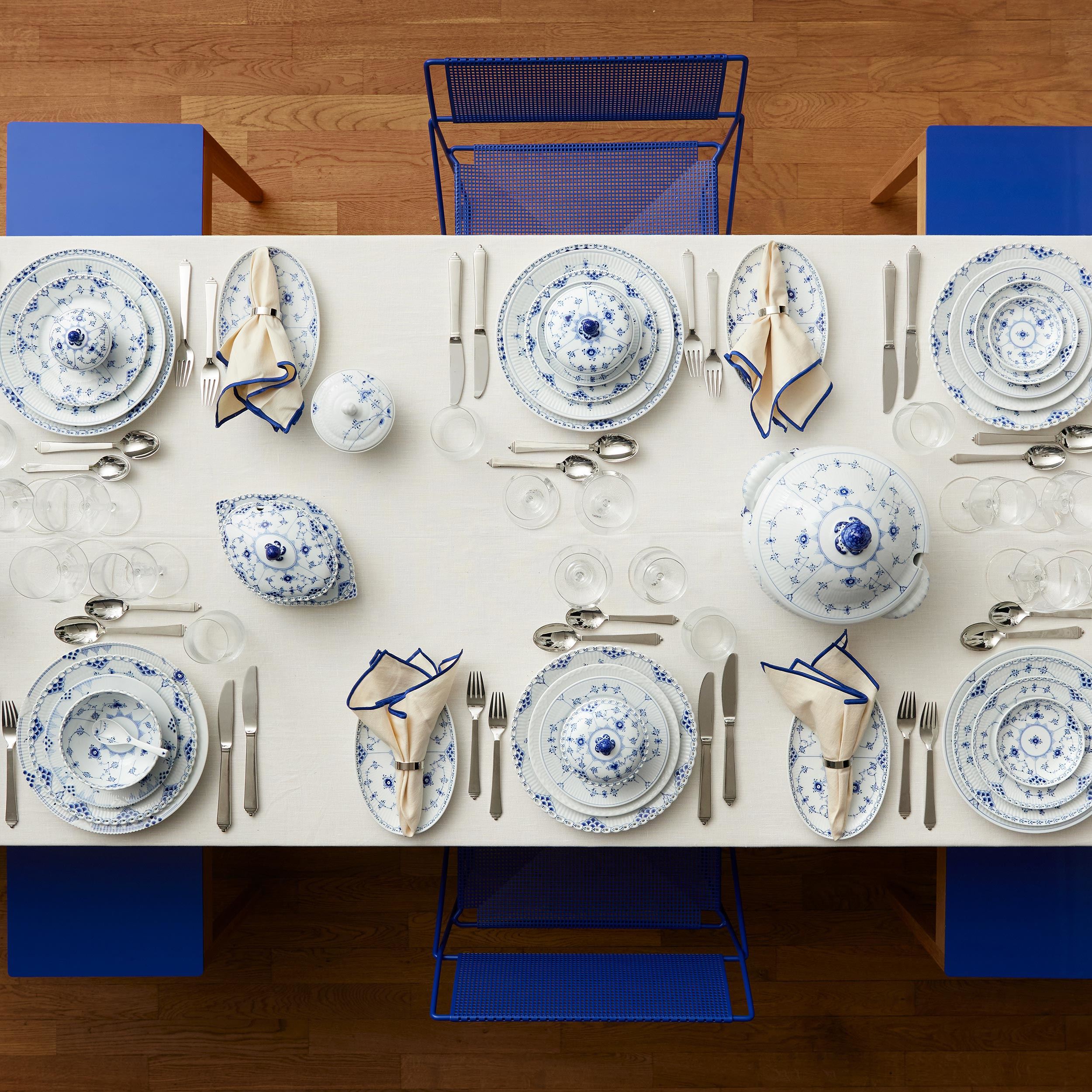 Blue Fluted Full Lace Sauce Boat, 40 cl | Royal Copenhagen