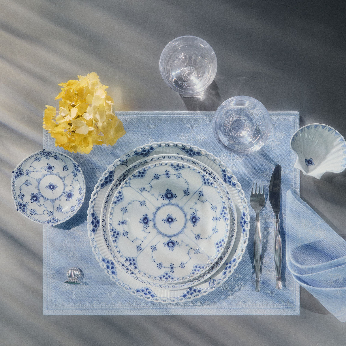 Blue Fluted Full Lace Plate, 27 cm