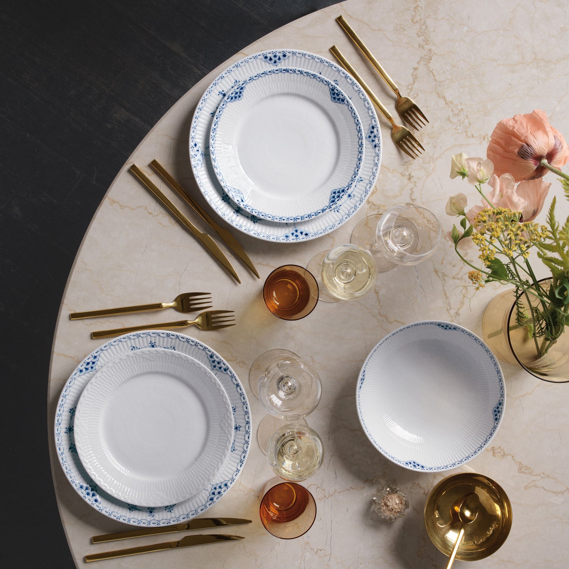 White Fluted Half Lace Plate, 22 cm