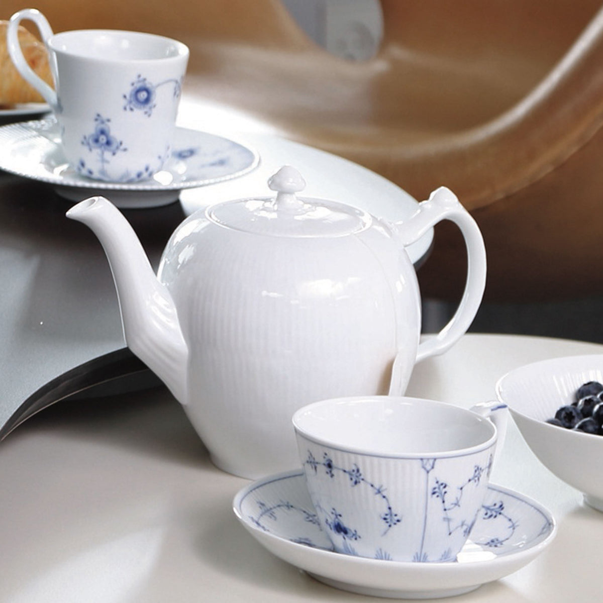 White Fluted Teapot, 100 cl