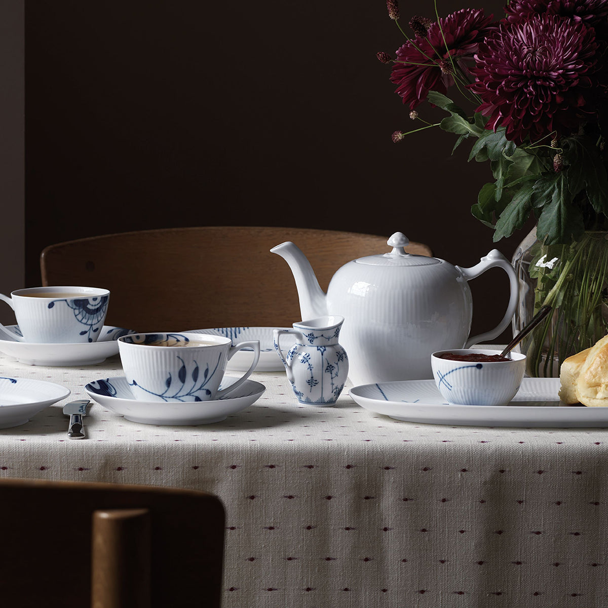 White Fluted Teapot, 100 cl