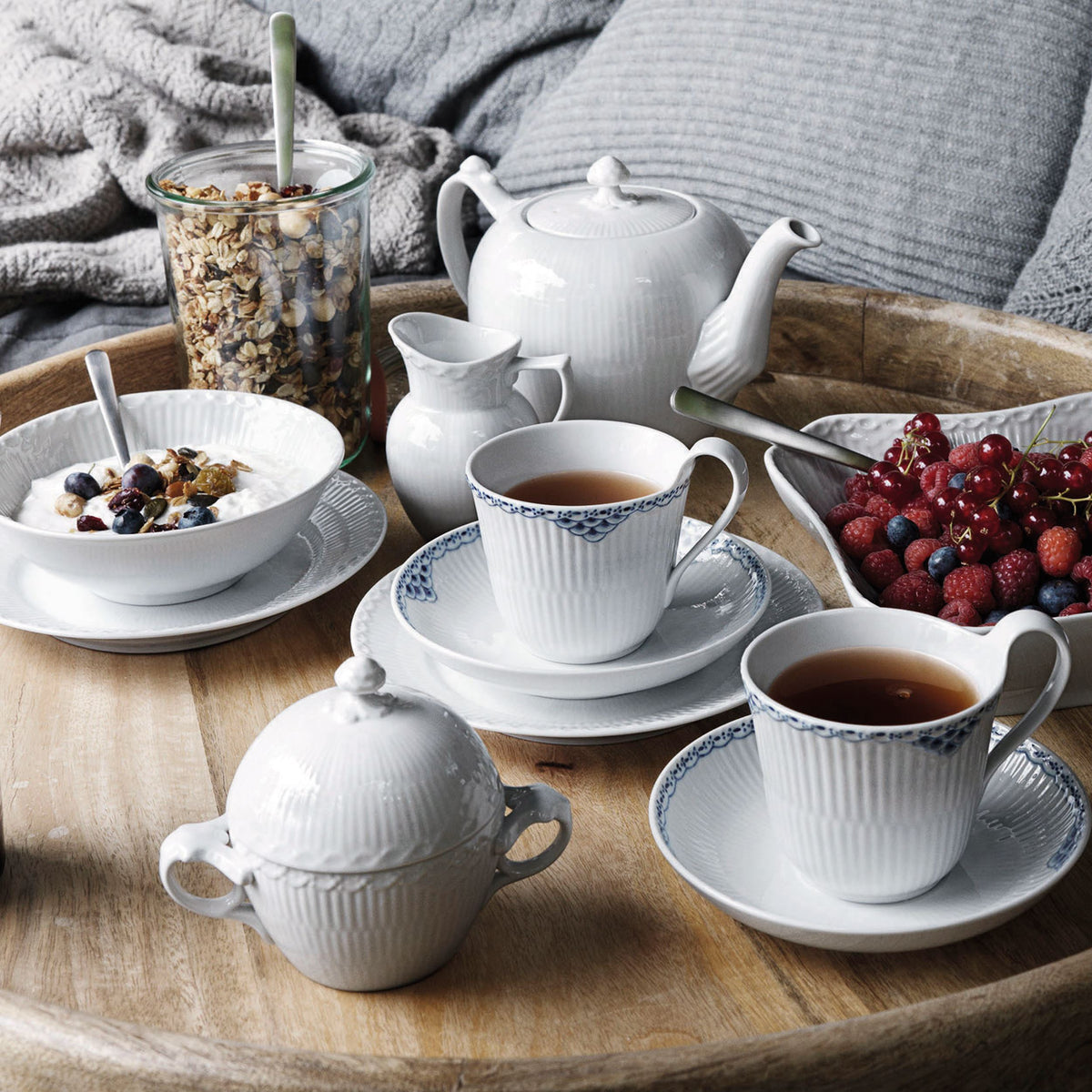 White Fluted Teapot, 100 cl