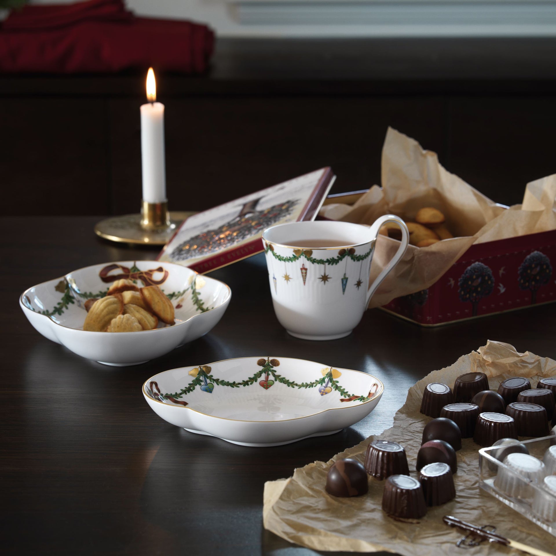 Stjerne Riflet Jul fad, 22 cm - Star Fluted Christmas Dish, 22 cm