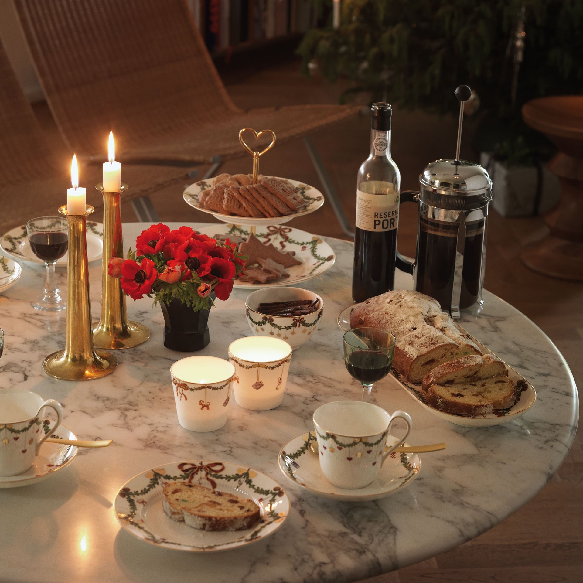 Star Fluted Christmas Dish, 39 cm