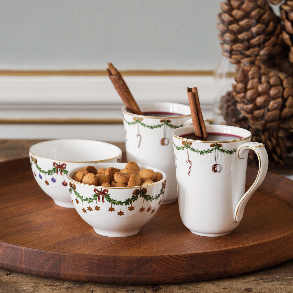 Star Fluted Christmas Cup, 36 cl, 2 pcs