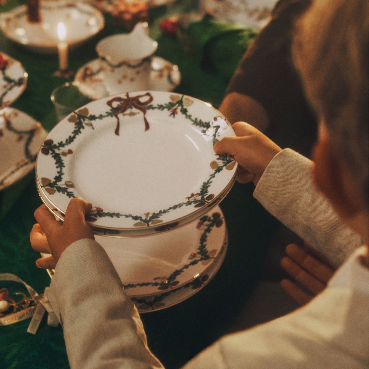 Stjerne Riflet Jul tallerken, 19 cm - Star Fluted Christmas Plate, 19 cm