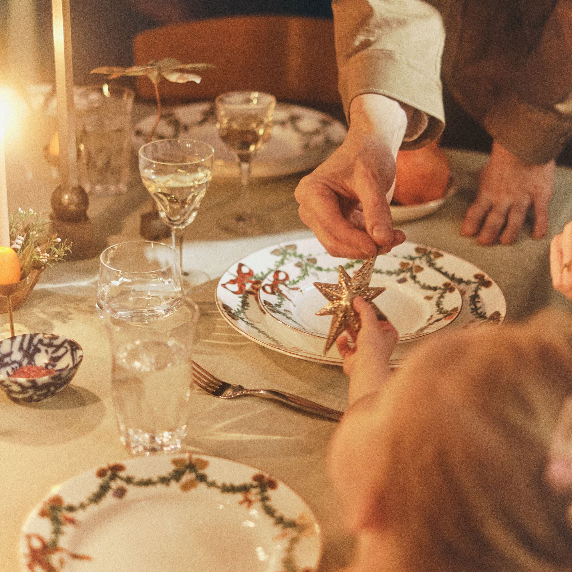Star Fluted Christmas Plate, 21 cm | Royal Copenhagen