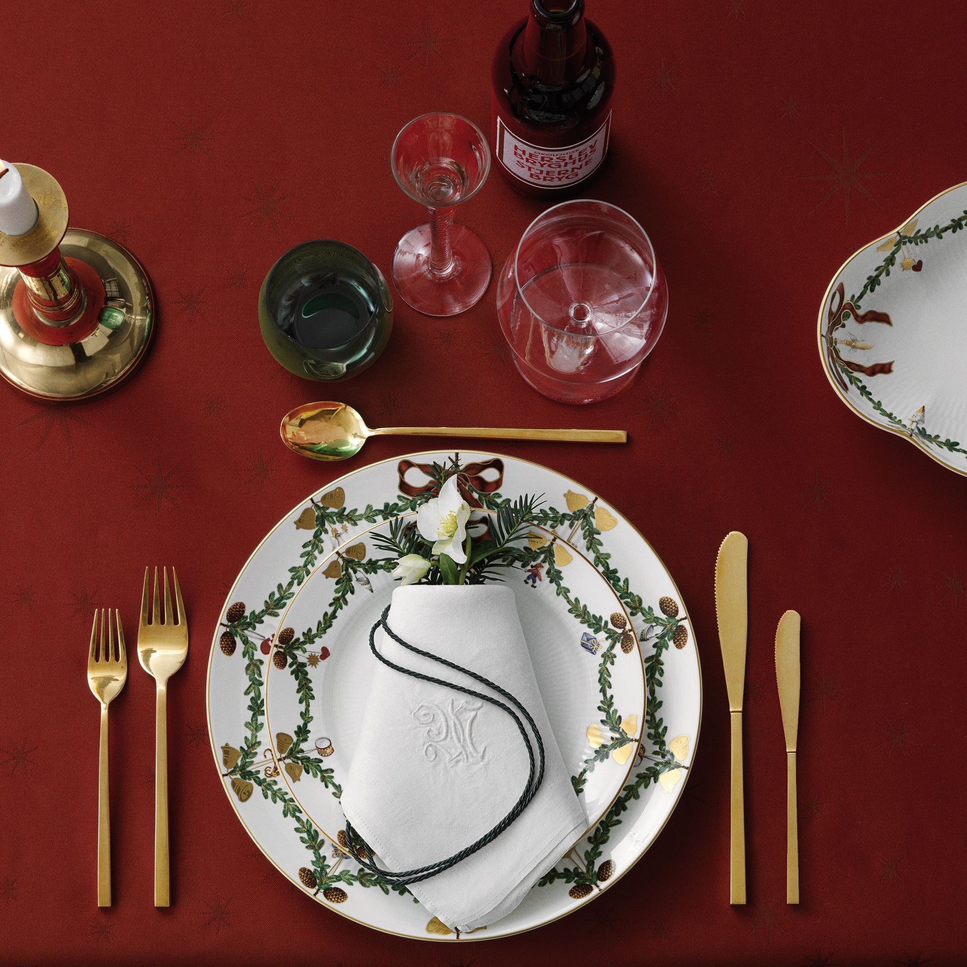 Stjerne Riflet Jul tallerken, 27 cm - Star Fluted Christmas Plate, 27 cm