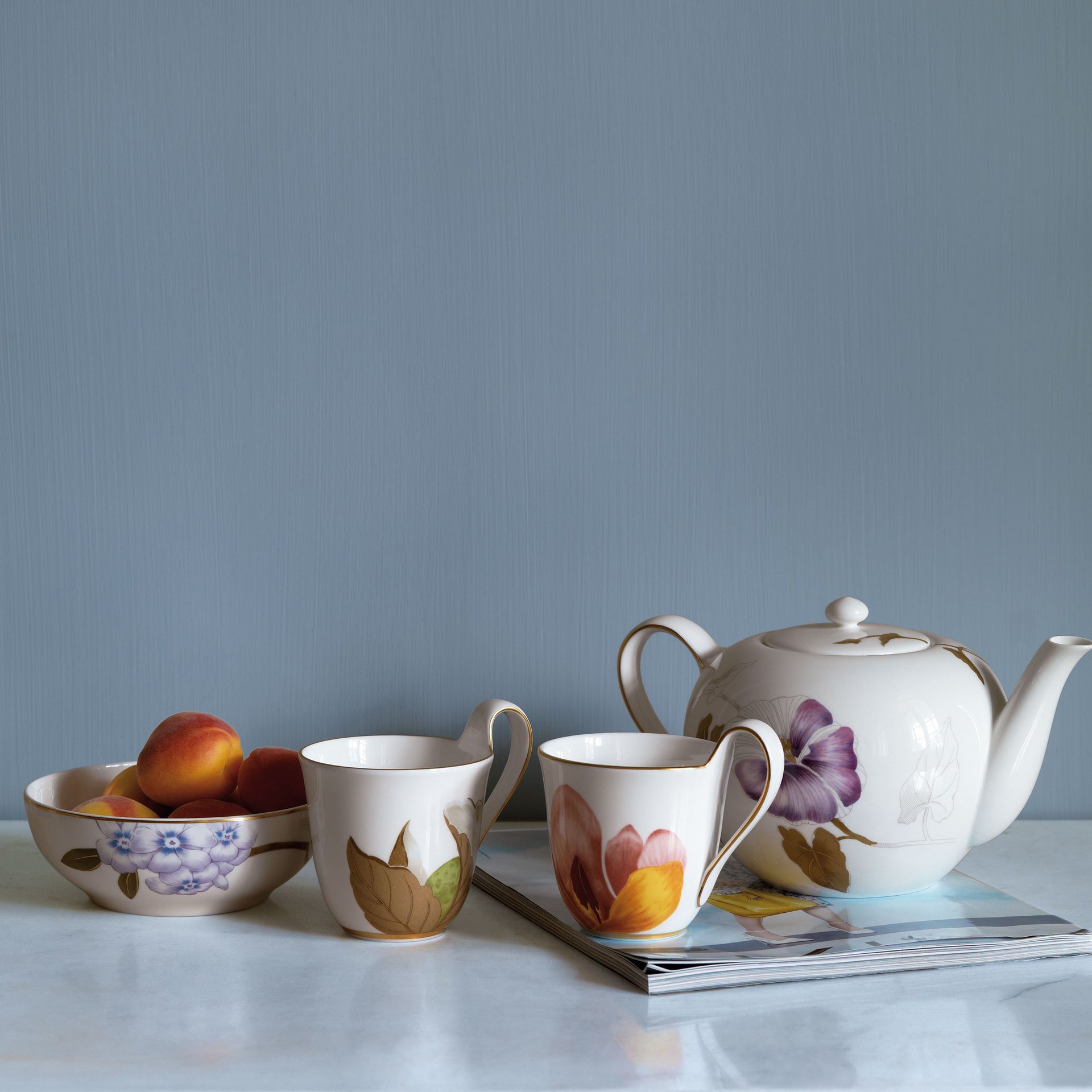 Flora højhankskop og underkop, Magnolia, 27 cl - Flora High Handle Cup and Saucer, Magnolia, 27 cl