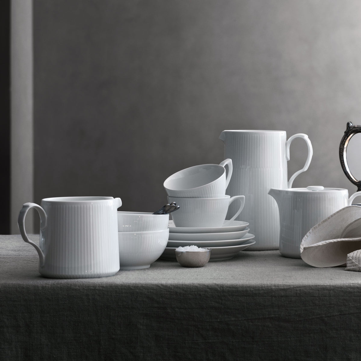 White Fluted Teapot, 75 cl