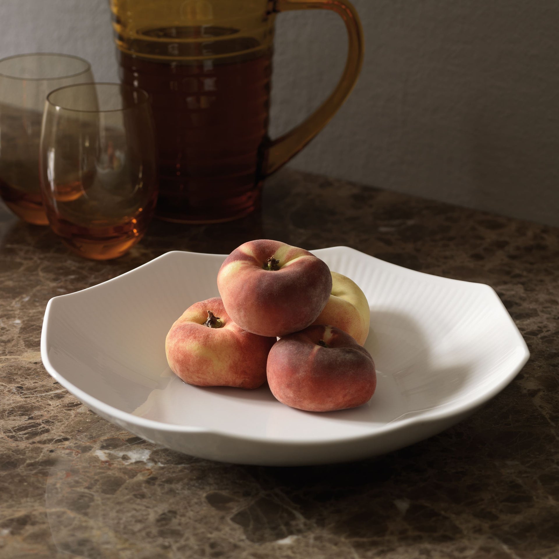 Weiss Gerippt Achteckige Schüssel, 25 cm - White Fluted Arch Bowl, 25 cm