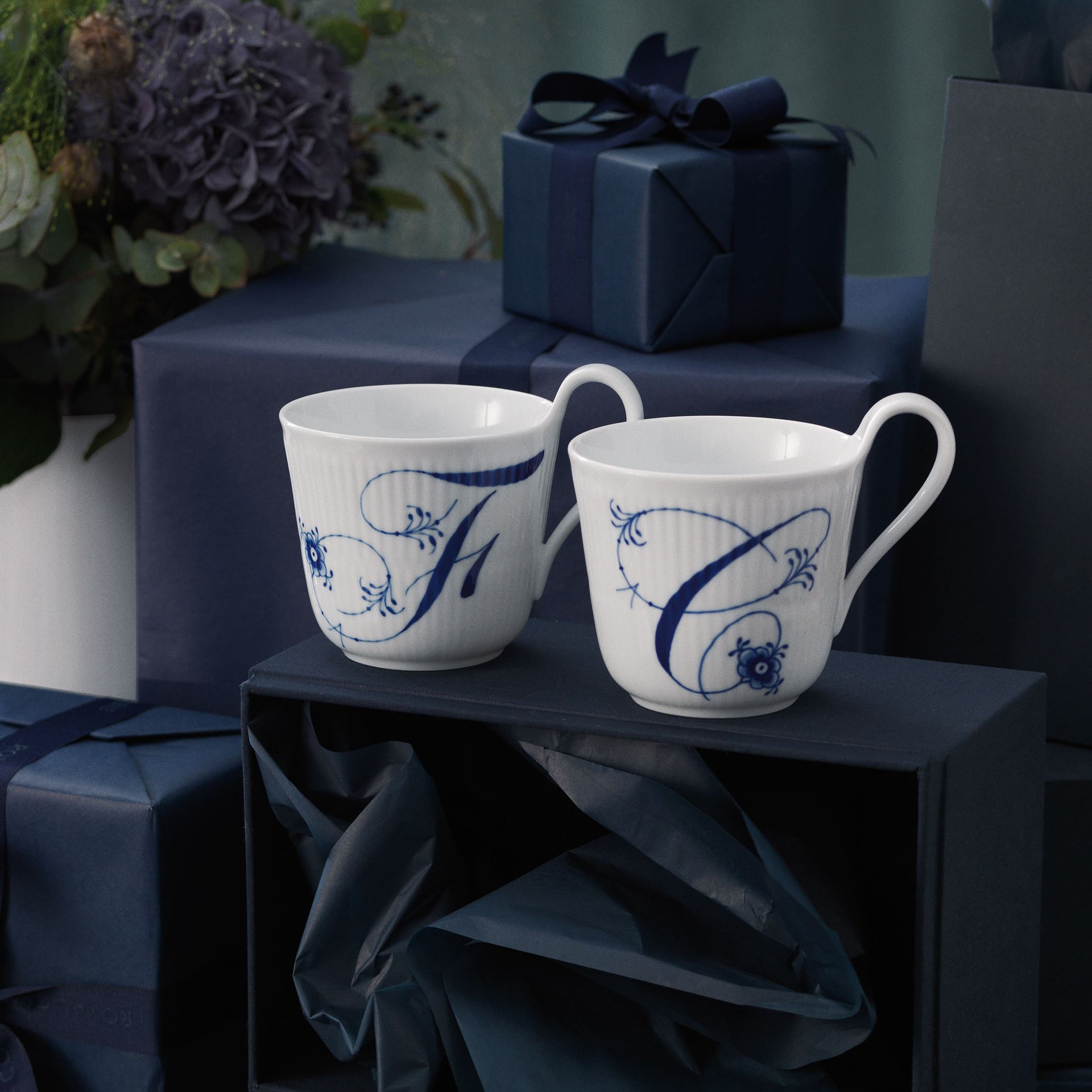 Alphabet Collection High Handle Cup, C, 33 cl