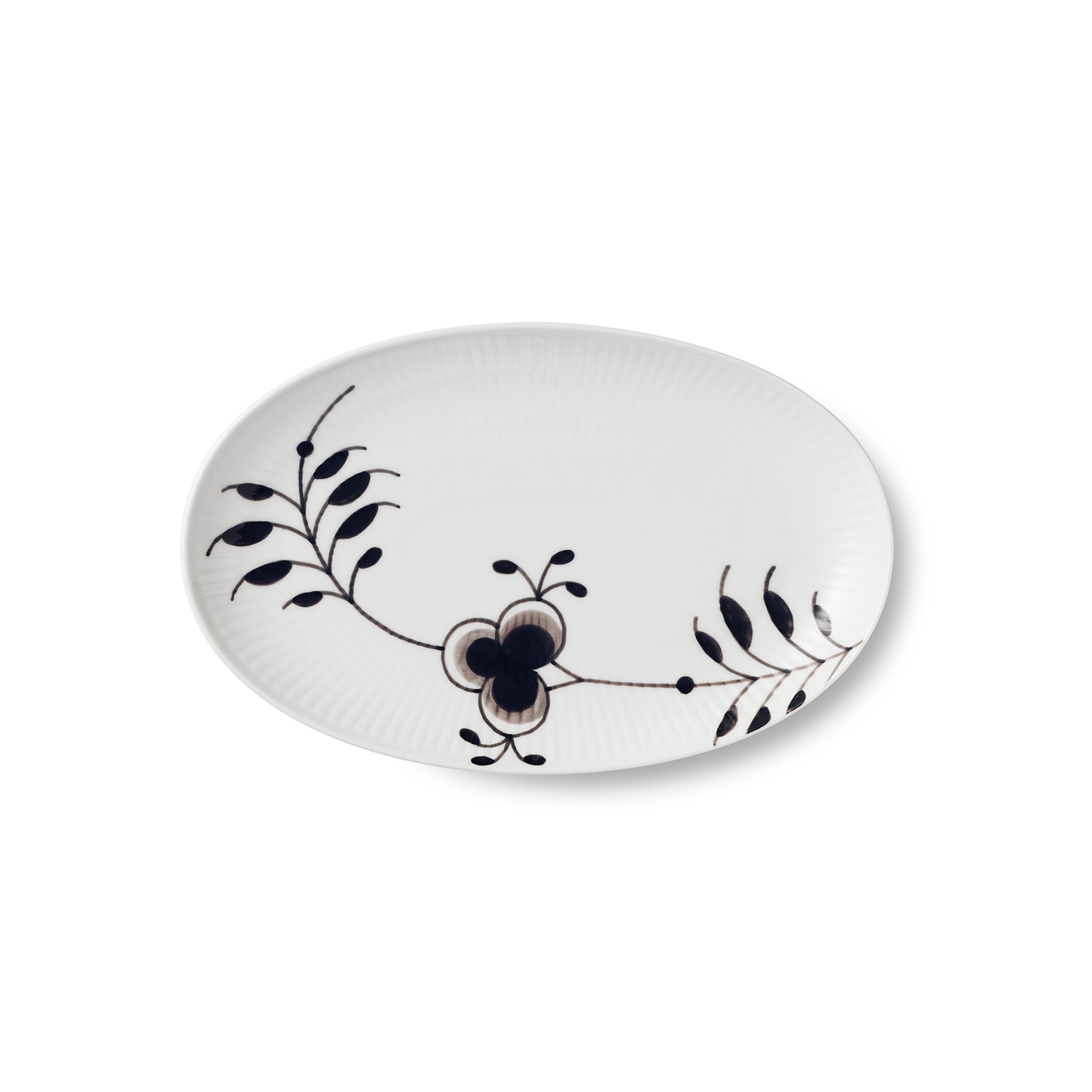Black Fluted Mega | Hand-painted | Royal Copenhagen