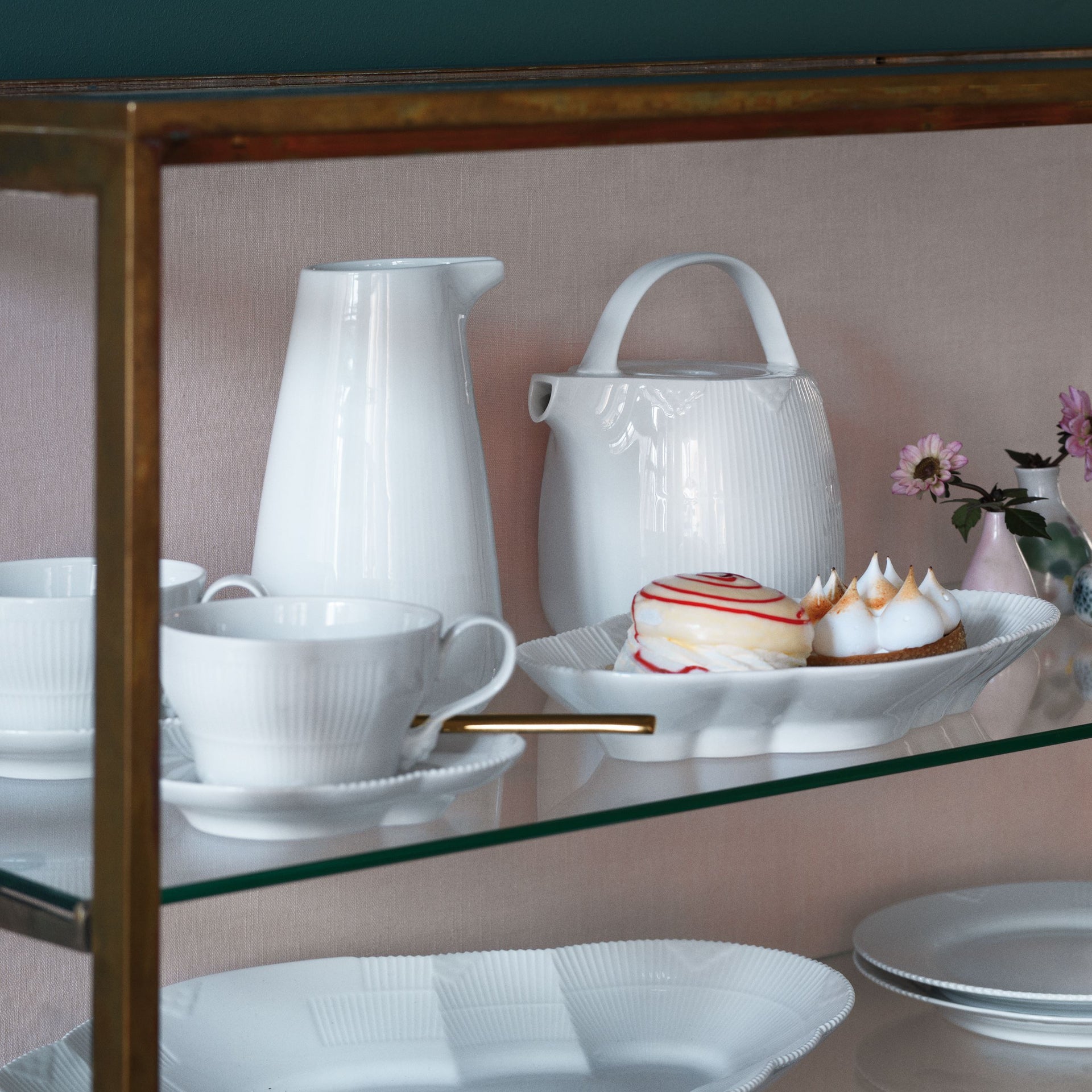 White Elements Cup and Saucer, 26 cl