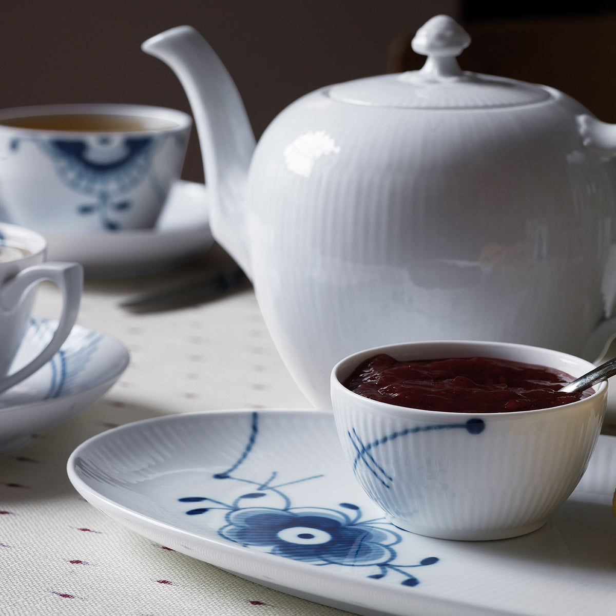 Blue Fluted Mega Dish, 37 cm
