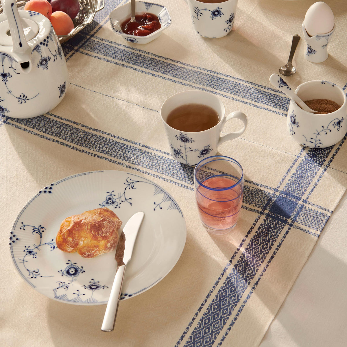 Blå Elements sukkerskål med ske, 8 cm - Blue Elements Sugar Bowl with Spoon, 8 cm