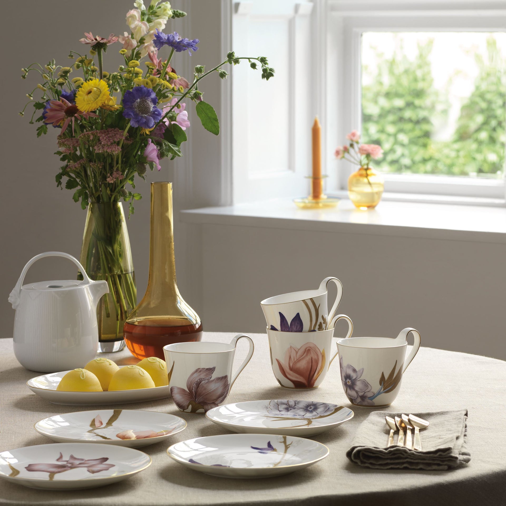 Flora High Handle Cup, Pansy, 33 cl