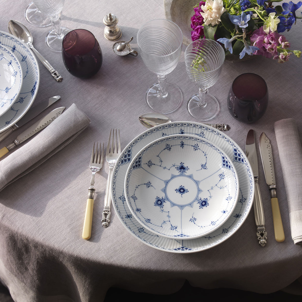 Blue Fluted Half Lace Plate Coupe, 20 cm