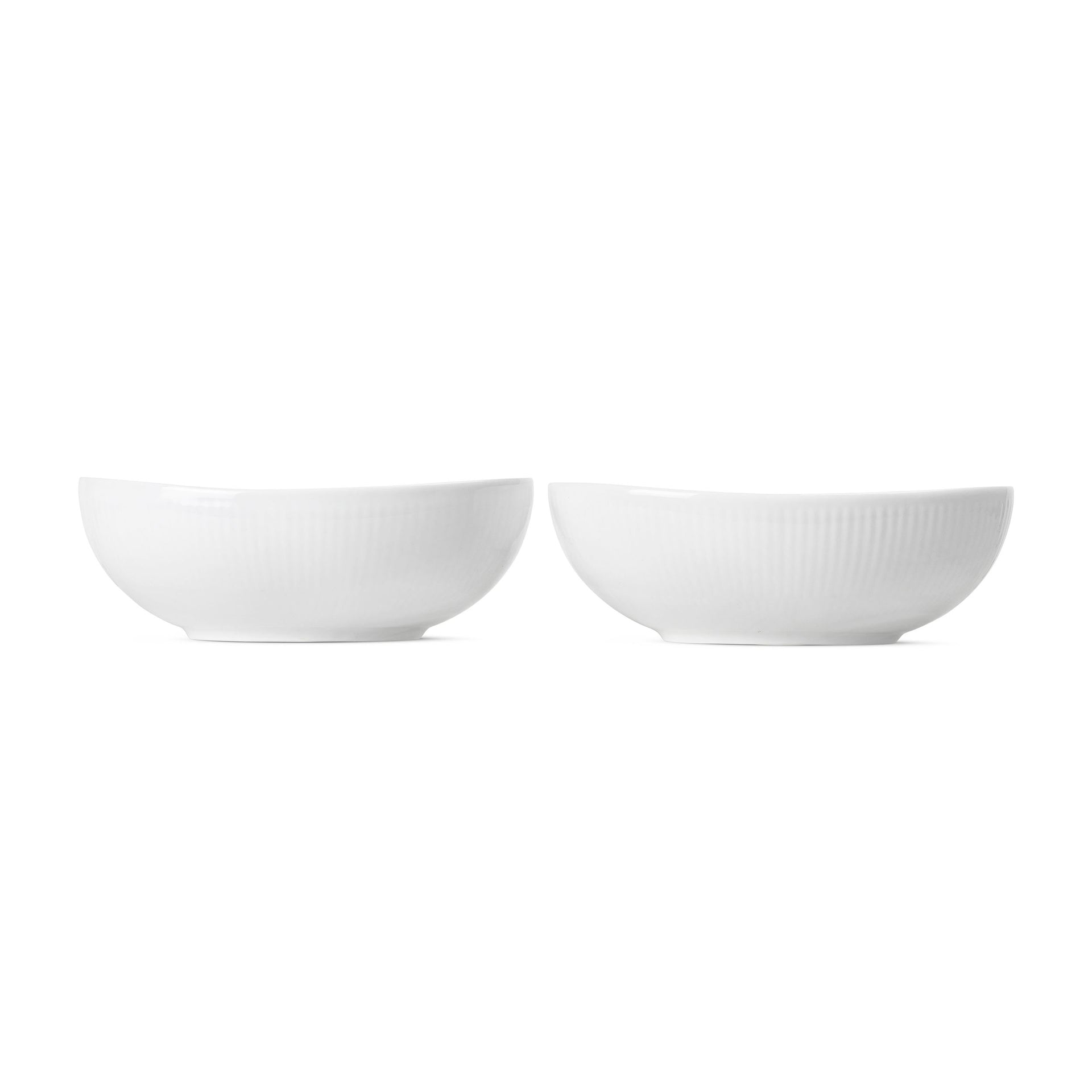White Fluted Oval Bowl, 37 cl, 2 pcs