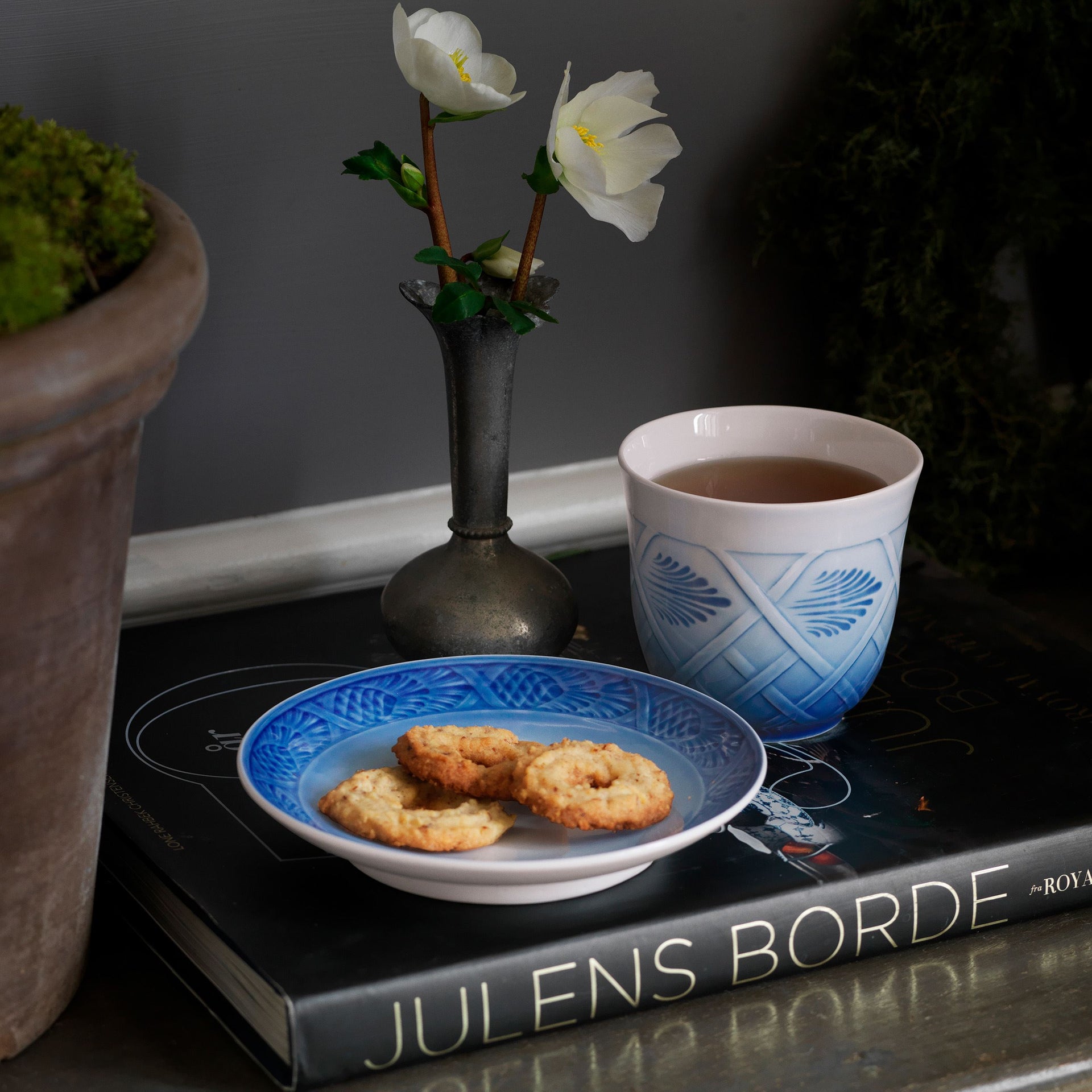 Blue Collectibles Thermal Mug and Plate 2022, 26 cl, 15.5 cm - Thermal Mug and Plate 2022, 26 cl, 15.5 cm