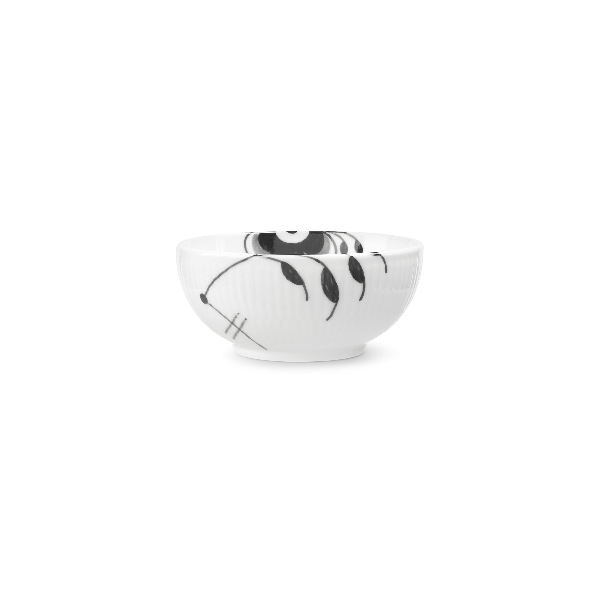 Black Fluted Mega | Handpainted Porcelain | Royal Copenhagen