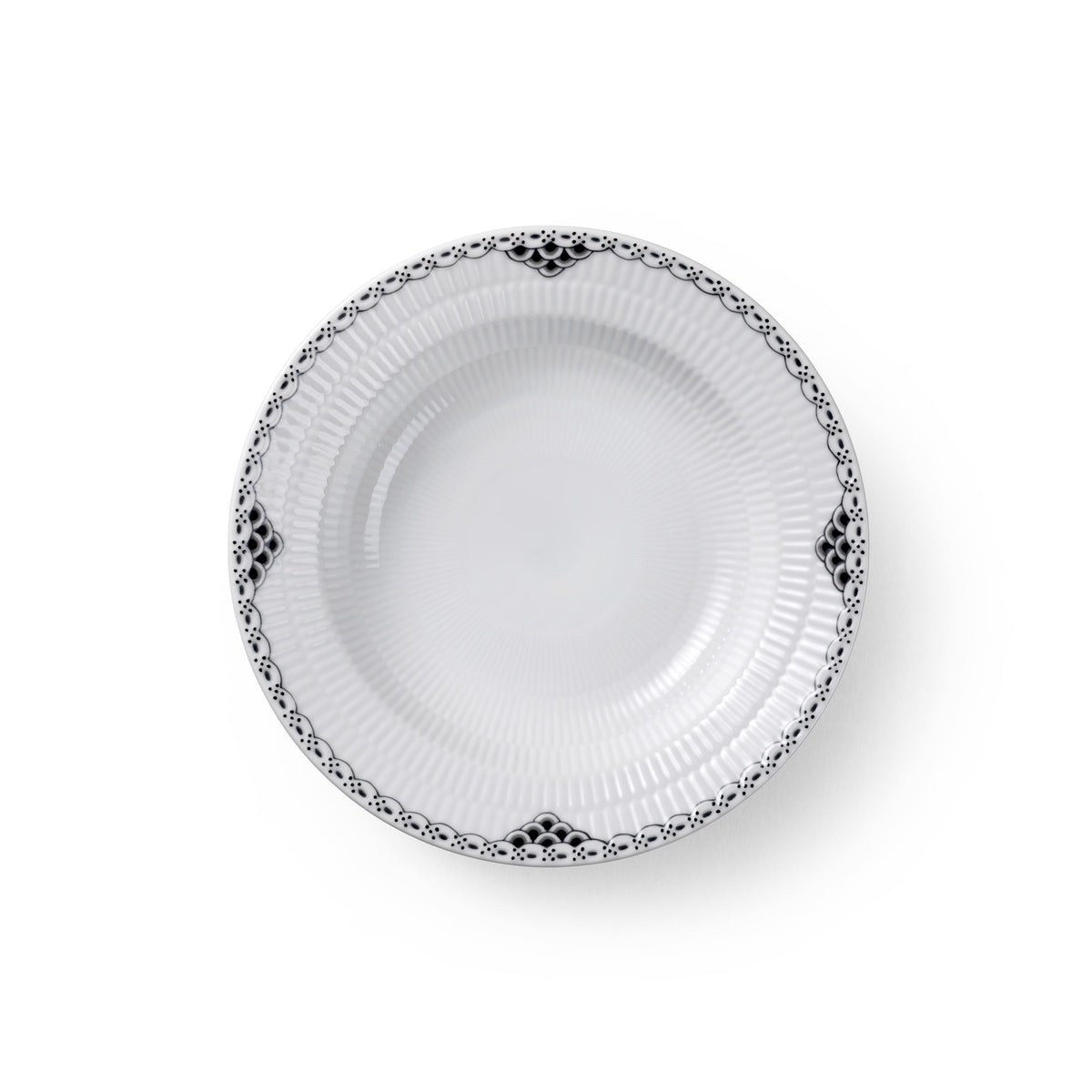 Black Lace Deep Plate, 21 cm