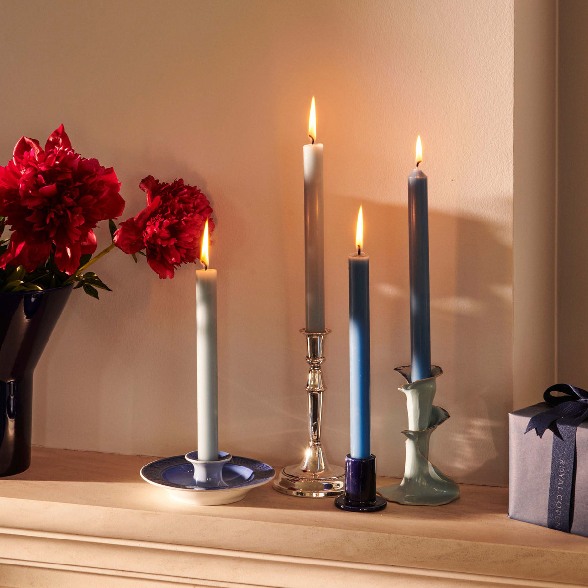 Blue Collectibles Candleholder, 15 cm