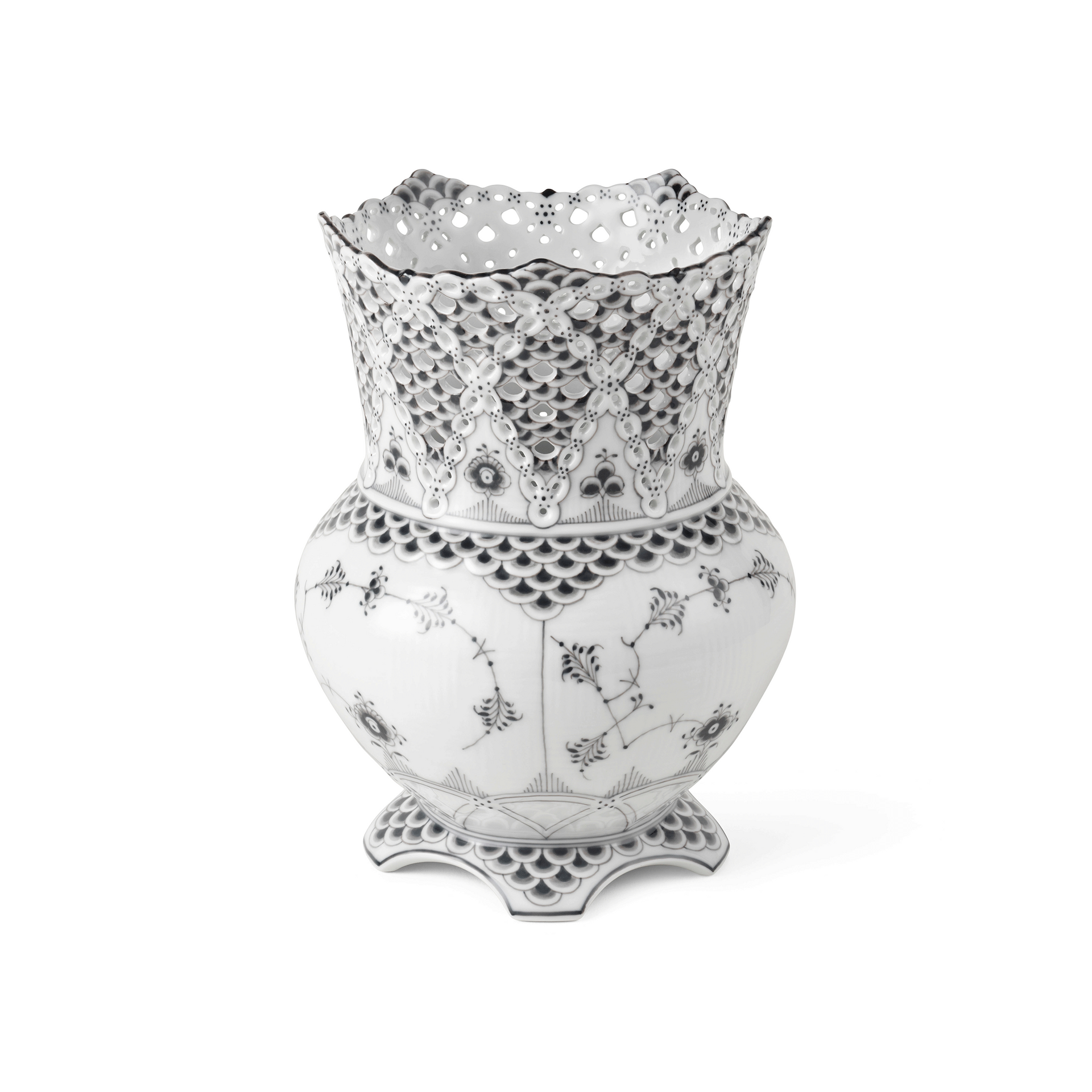 Black Fluted Full Lace Vase, 22 cm