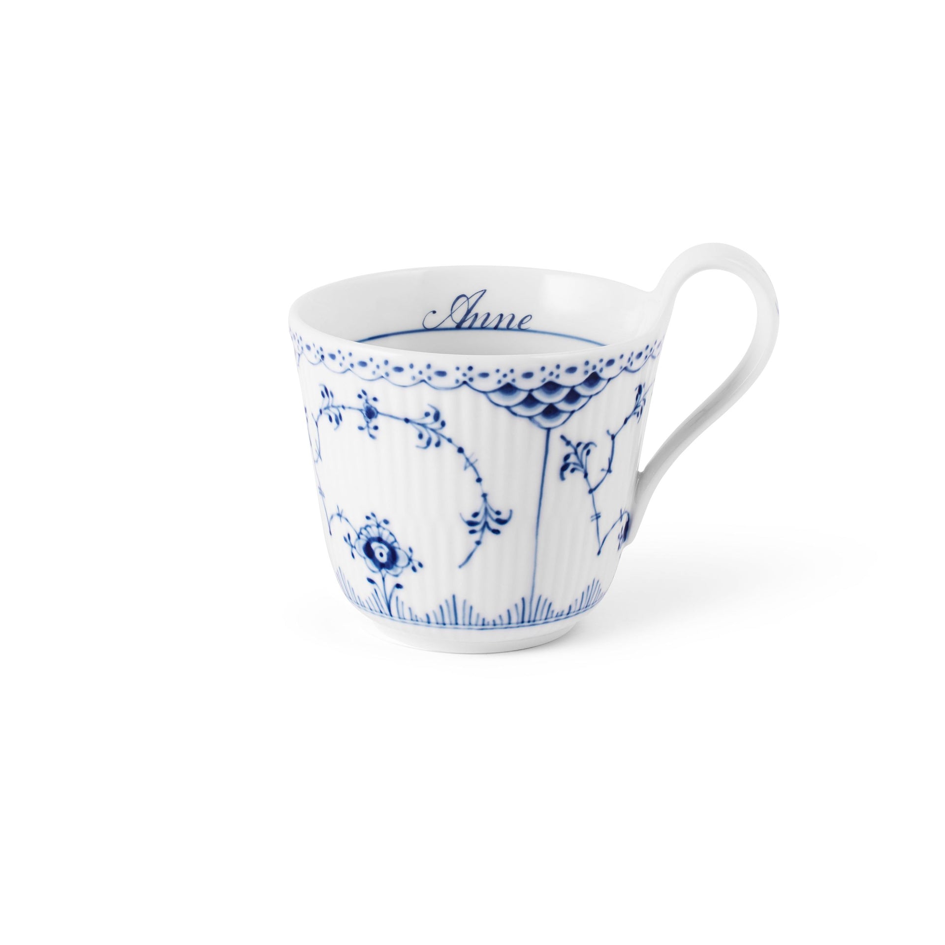 Musselmalet Halvblonde højhankskop, Bespoke, 33 cl - Blue Fluted Half Lace High Handle Cup, Bespoke, 33 cl
