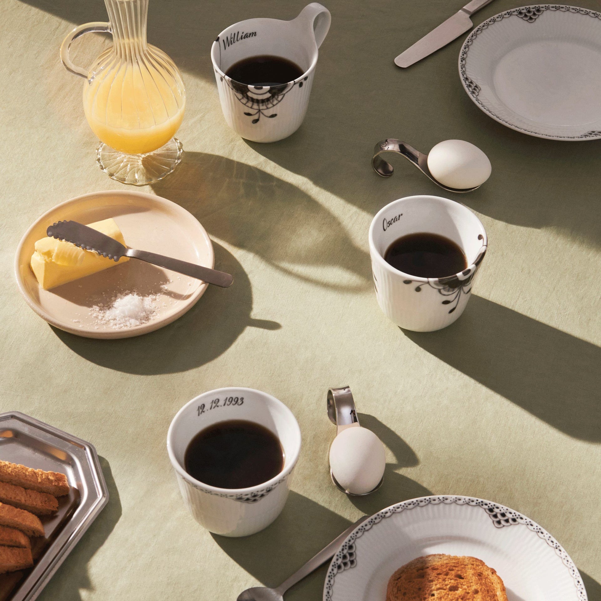 Sort Mega Riflet højhankskop, Bespoke, 33 cl - Black Fluted Mega High Handle Cup, Bespoke, 33 cl