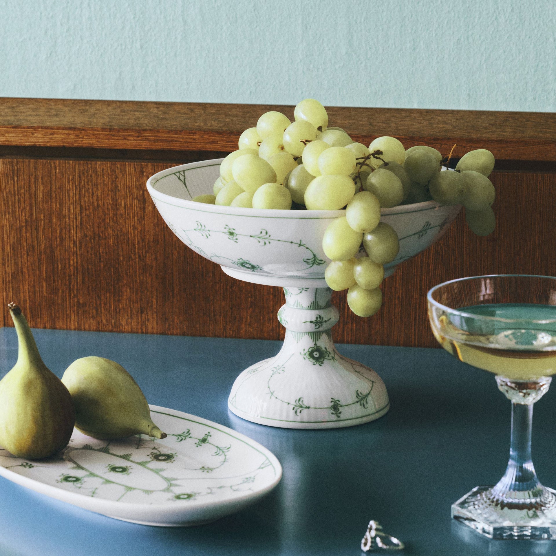 Green Fluted Plain Assiette, 23.5 cm