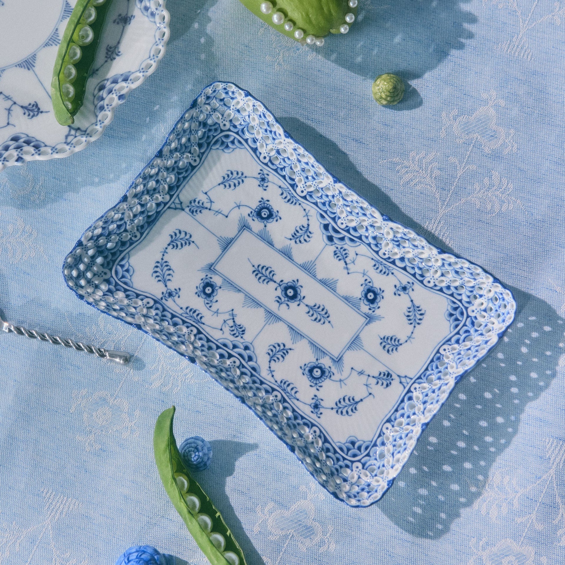 Blue Fluted Full Lace Square Dish, 23.5 cm