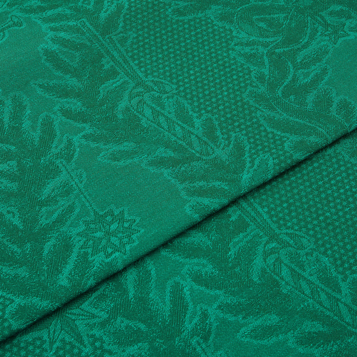 Star Fluted Christmas Tablecloth, Green, 320 x 145 cm
