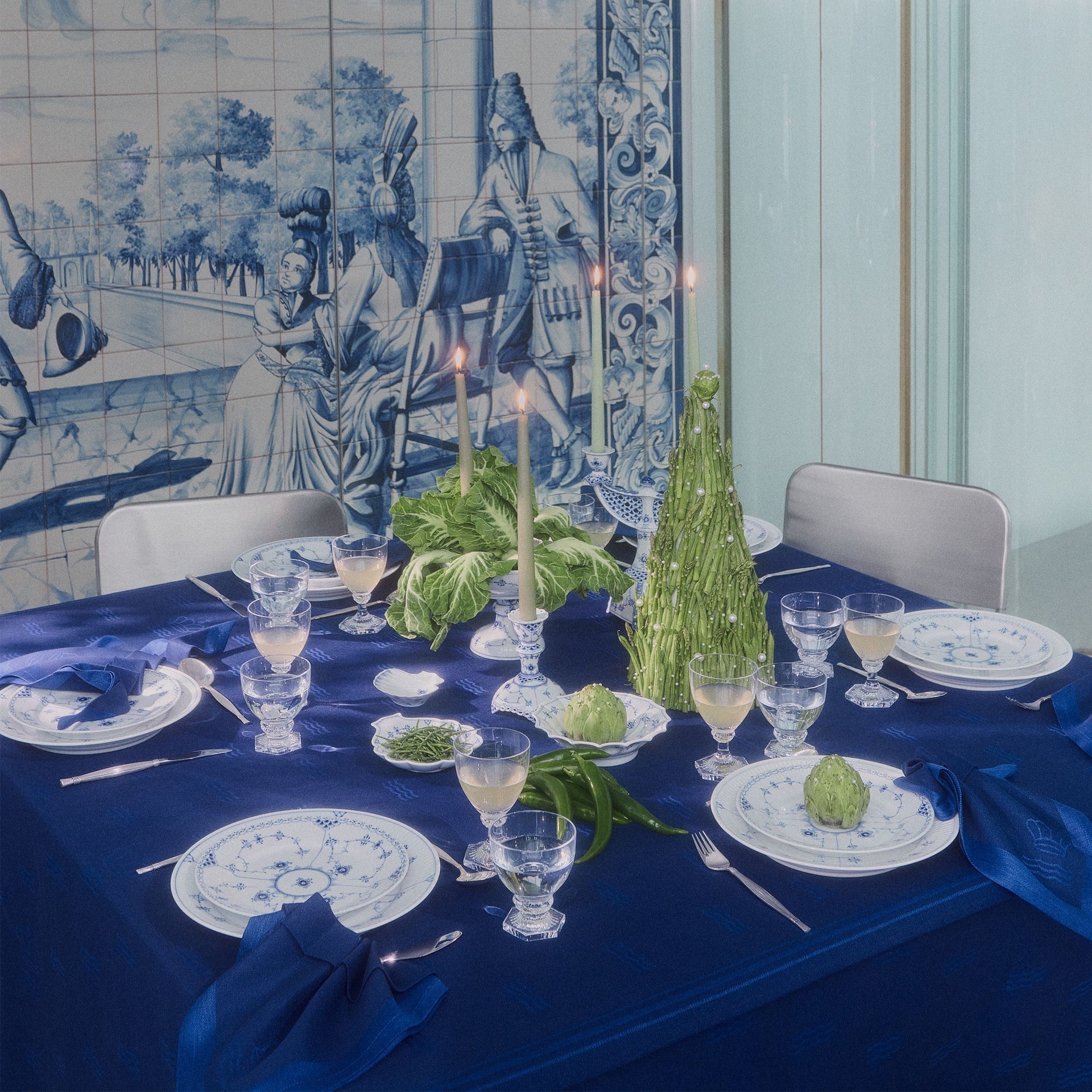 Waves Tablecloth, Blue, 320 x 145 cm