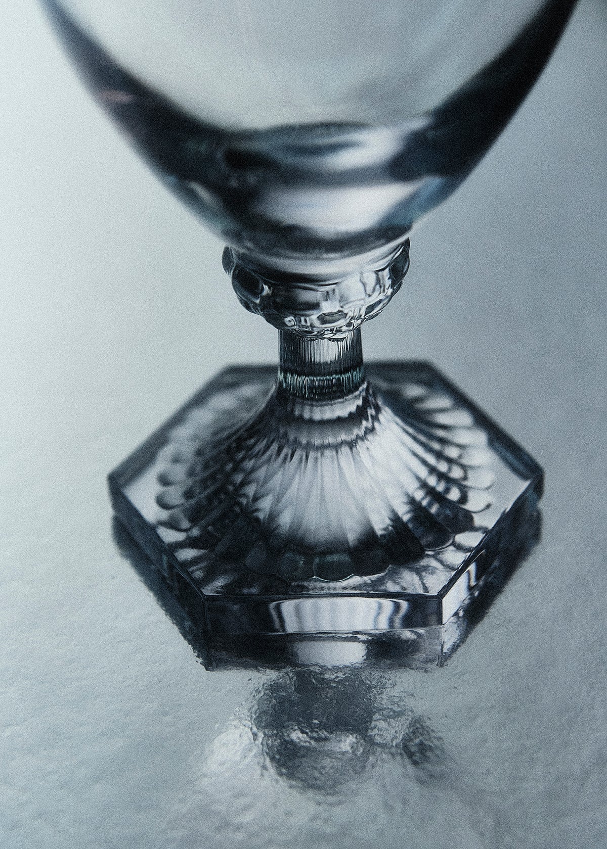 Aurora Glassware the stem