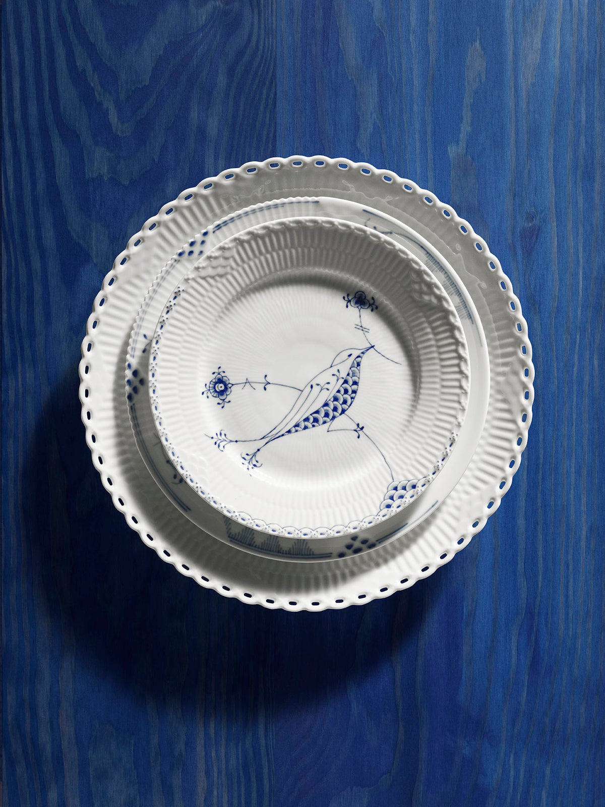 White Fluted Full Lace Plate, 27 cm