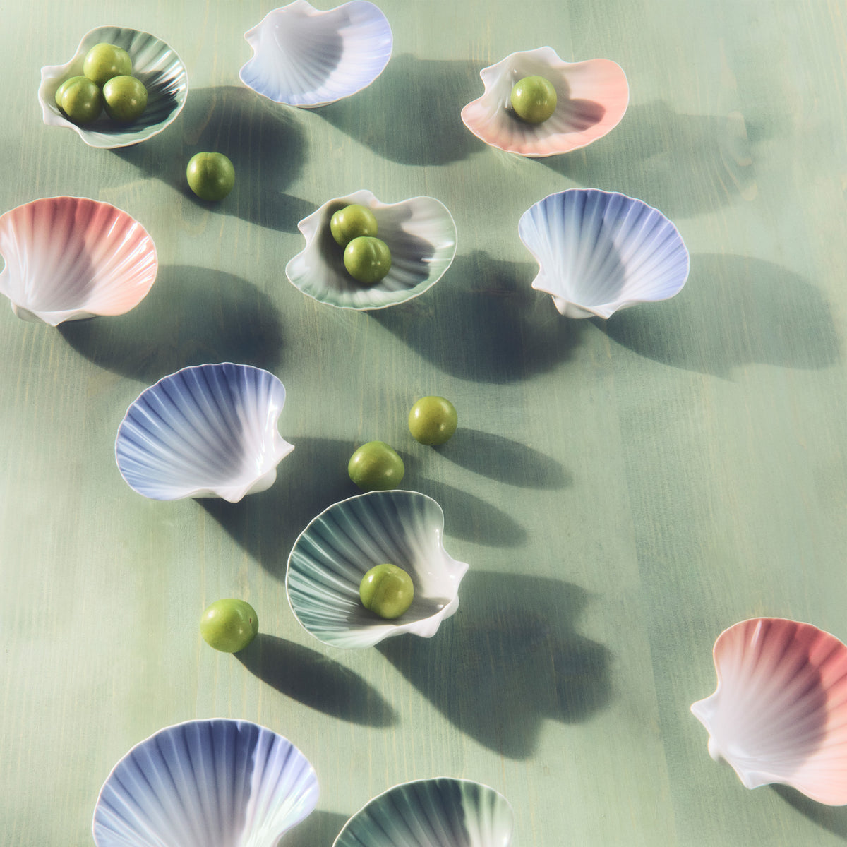 Iris Shell Dish, Coral, 10 cm - Blue, Green and Coral shell dishes from Royal Copenhagen
